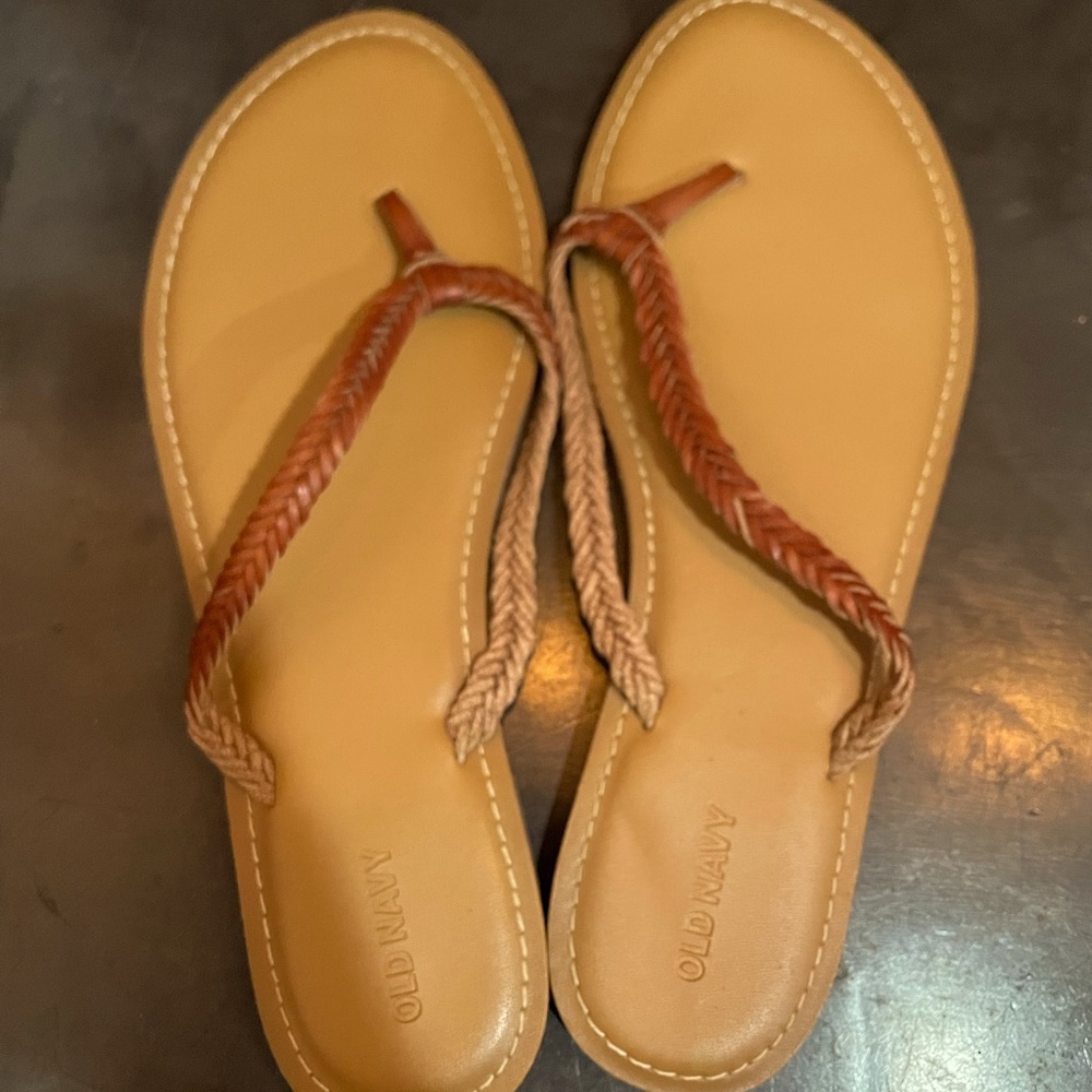 Brown Old Navy Sandals size 9